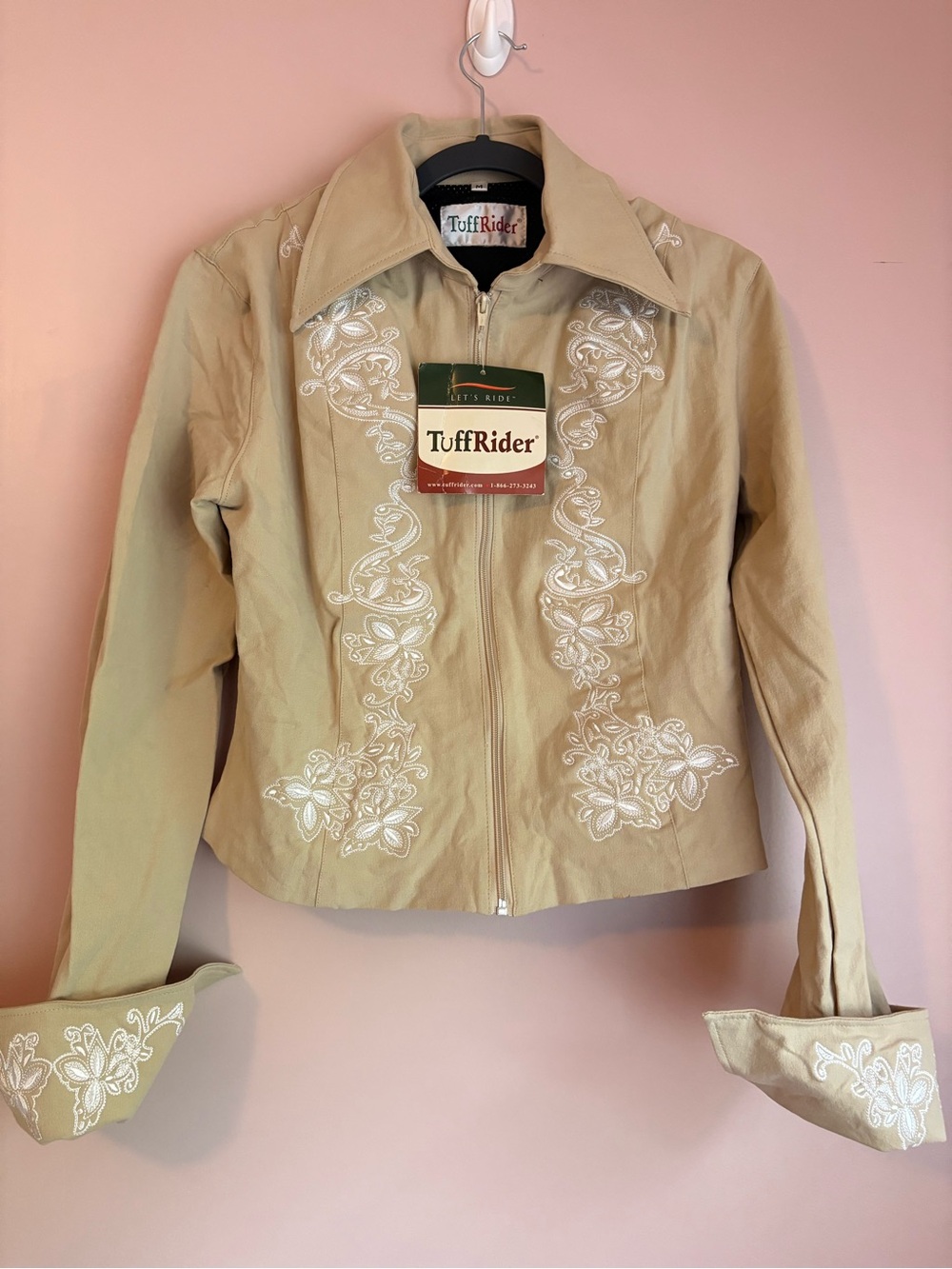 💚TuffRider NWT Tan Embroidered Jacket